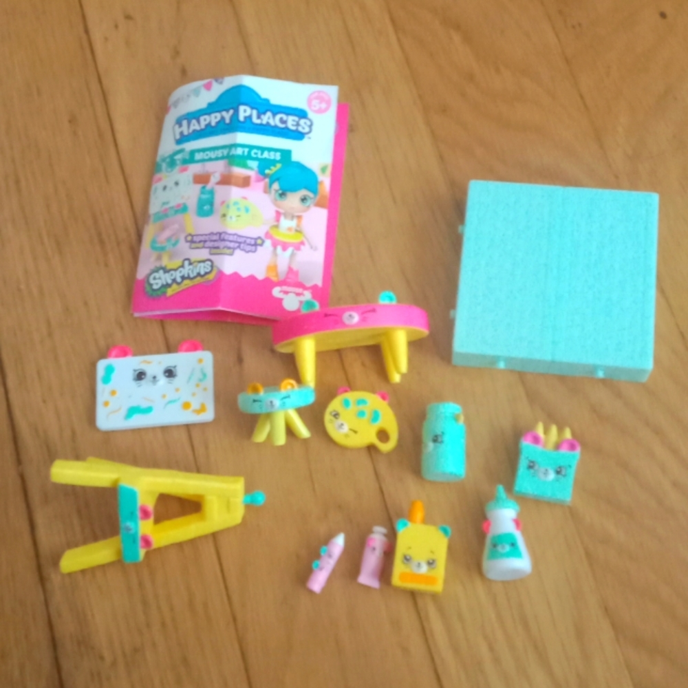 Shopkins Happy Places Mousy Art Class